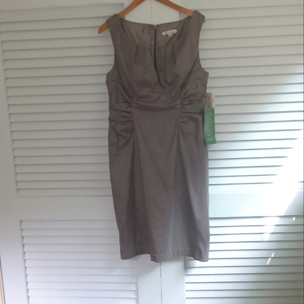 Metalic grey sheath dress